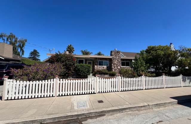 Spacious 4-Bedroom Retreat Just Steps from the Beach photos photos