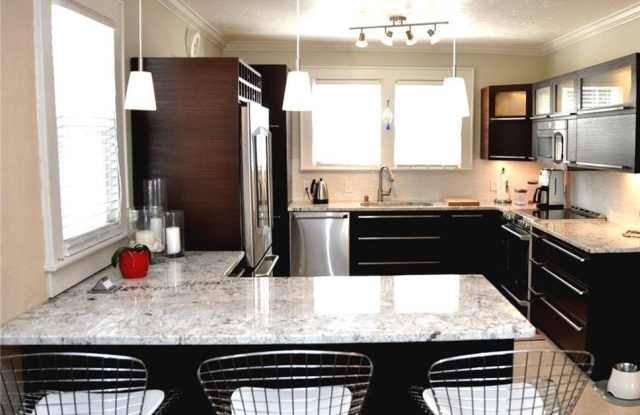 1357 Magnolia Avenue photos photos