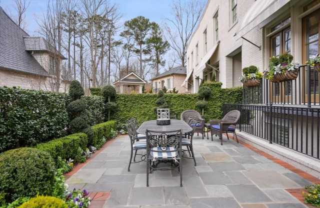 218 Calypso Circle Gallery 3