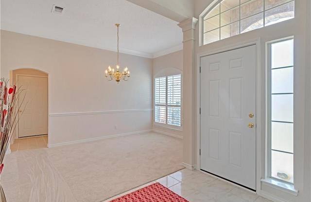 1 Laura Elizabeth Court Gallery 2