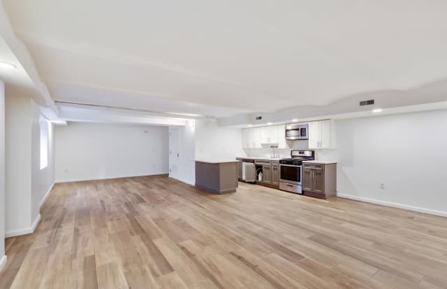 310 71ST ST - 310 71st Street, Guttenberg, NJ 07093