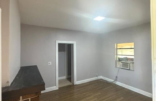 420 Lilac Court Gallery 3