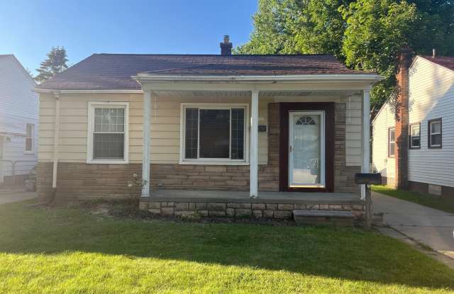 26252 Eton Avenue photos photos