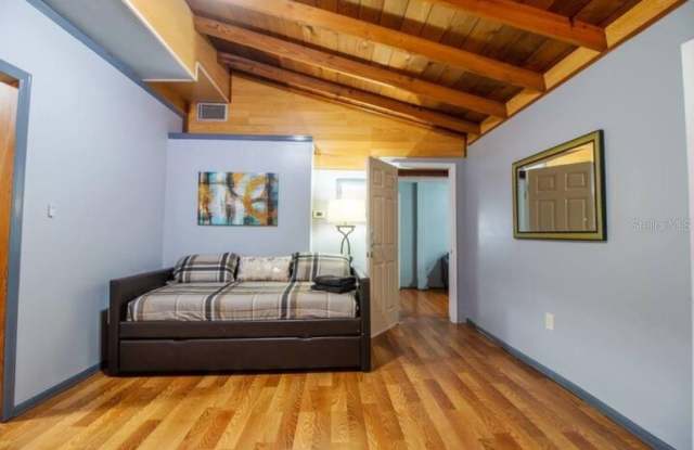 1731 GRAYSON DR Gallery 4
