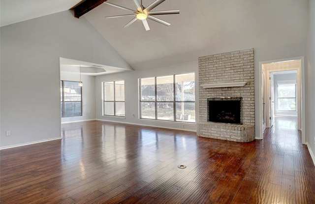 8604 Canyon Crest Road Gallery 2