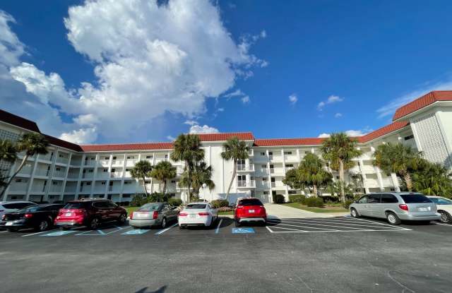 112 Fairway Blvd. #105 photos photos