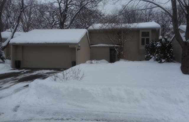 1860 Black Oaks Ln N - 1860 Black Oaks Lane North, Plymouth, MN 55447