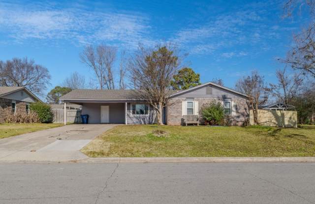 Recently updated 3 Bedroom / 2 Bath / 2 Car Carport - 1,414 sf photos photos