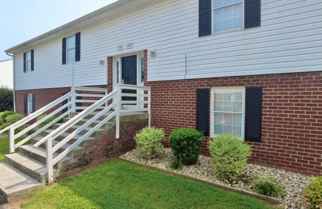 122 Jefferson Ridge Road - 122 Jefferson Ridge Road, Forest, VA 24551