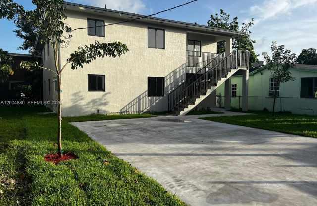 6980 NW 21st Ave photos photos