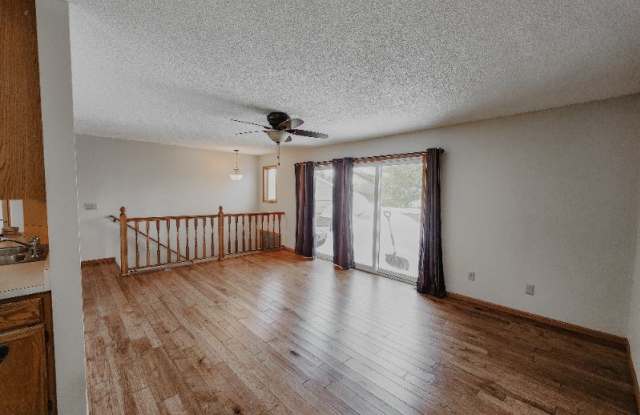14332 Empire Ave, Apple Valley, MN 55124 Gallery 3