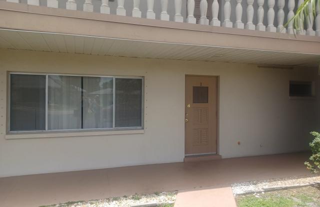 55 + Community ONLY : $1400 2BD / 2 BR FIRST FLOOR CONDO ON THE LAKE photos photos