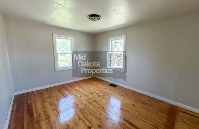 623 N Edmunds-3 Bedroom, 1.75 bathroom house Gallery 4