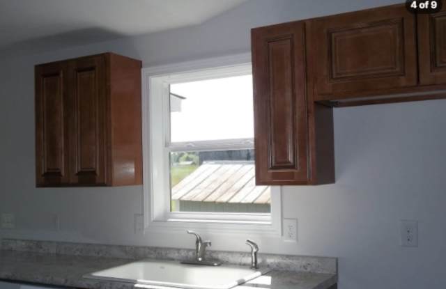 436 Island View Dr Gallery 2