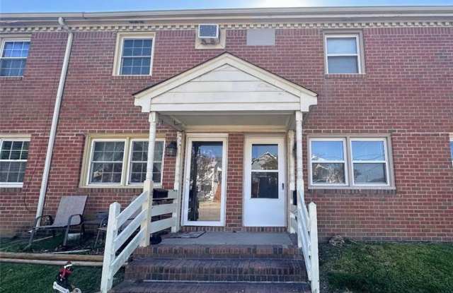 2222 Arctic Avenue photos photos