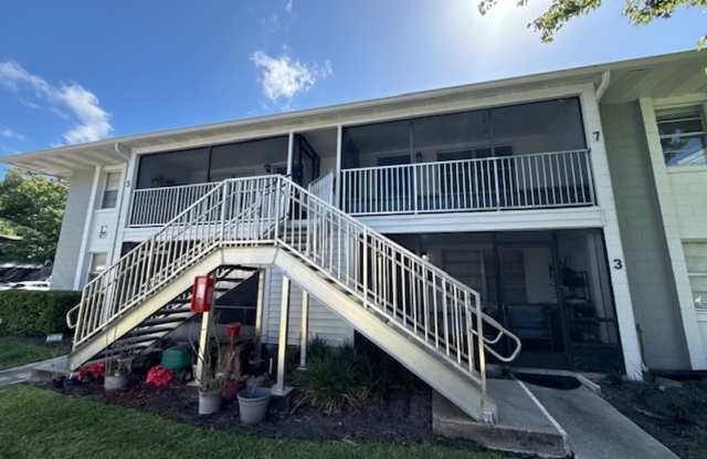 1 Bedroom/1 Bathroom 2nd Floor Condo at Sandlewood Villas AVAILABLE MAY 1st! photos photos