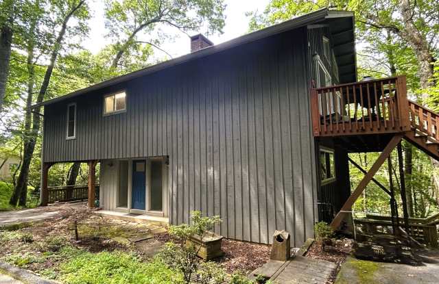 Spacious 3BR/2BA Home Near Downtown Boone  ASU photos photos
