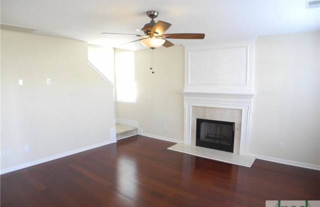 175 Old Pond Circle Gallery 3