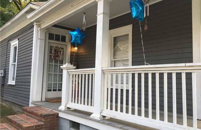 847 Lake Avenue NE Gallery 3