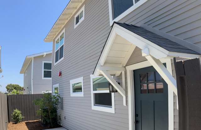 3564 Bancroft Street Gallery 1