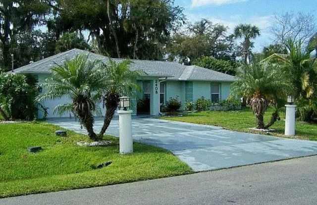 2408 Kumquat Dr photos photos