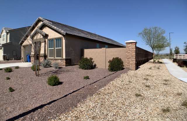 18536 W Yucatan Drive Gallery 2