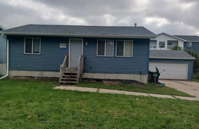 228 Dotson - 228 Dotson Drive, Ames, IA 50014