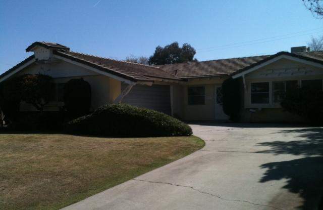 Cute Home in Bakersfield photos photos