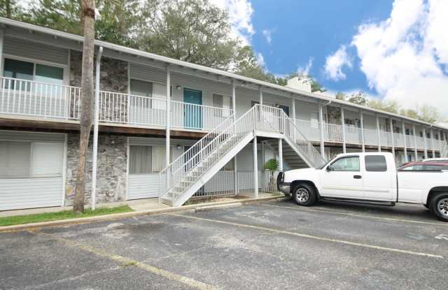 Cozy One Bedroom in Central Niceville Gallery 3