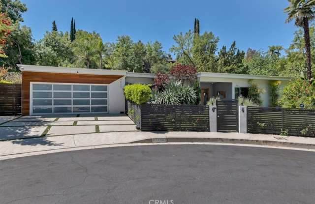 4805 Don Juan photos photos