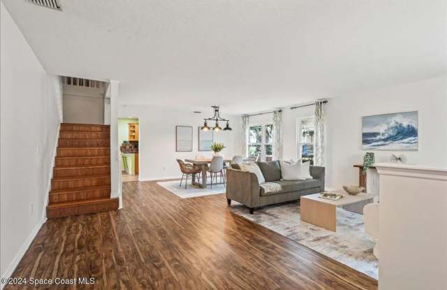 Spacious 5BR House in Rockledge with Pool photos photos