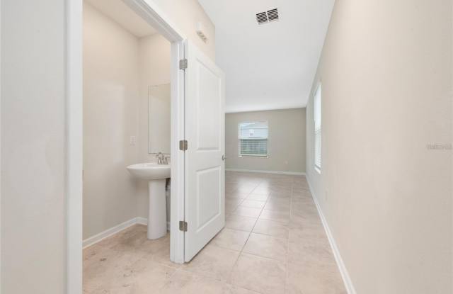 2843 ALDER BERRY Boulevard Gallery 2