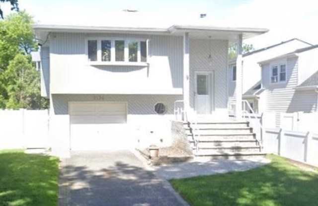 3124 Schreiber Place - 3124 Schreiber Place, Baldwin Harbor, NY 11510