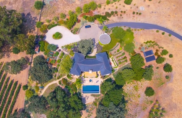 505 Kinnybrook Drive - 505 Kinnybrook Drive, Kenwood, CA 95452