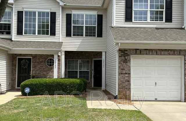 12161 Stratfield Place Cir - 12161 Stratfield Place Circle, Pineville, NC 28134