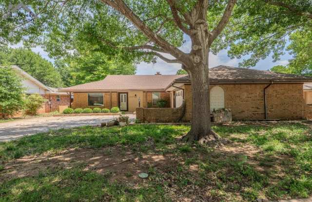 2609 ELMWOOD AVENUE photos photos