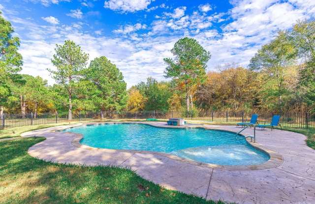 1606 S Hyde Park Avenue photos photos