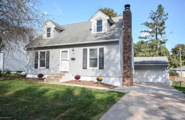 Cape Cod style home - completely updated throughout! photos photos