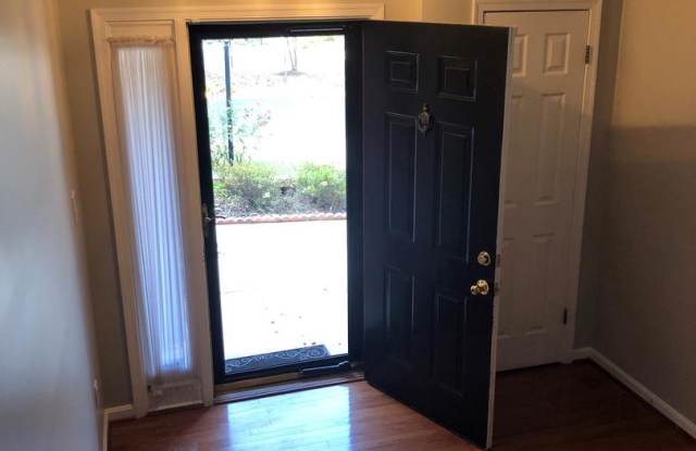 6025 CROCUS CT Gallery 3
