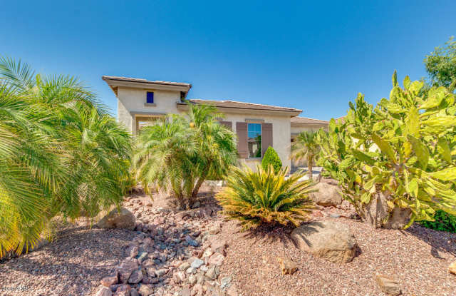 14832 W Luna Drive S Gallery 4