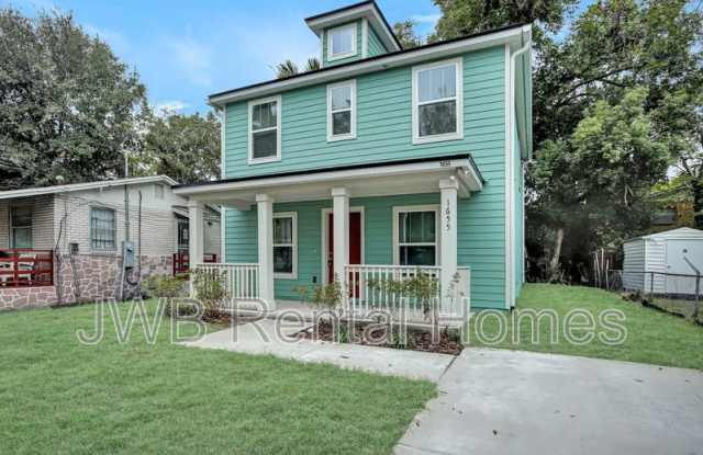 1655 Windle St photos photos