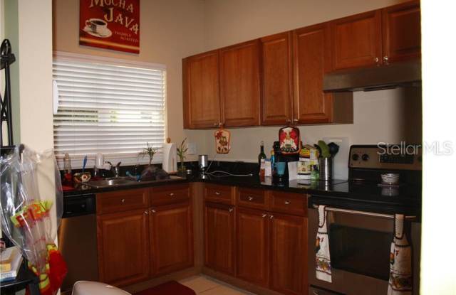 5310 ESCENA COURT Gallery 2