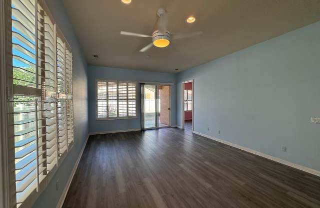 55 + Senior Resort Living Community of Sun City Del Webb Gallery 4