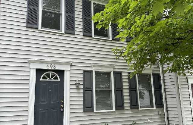 693 Topaz Drive - 693 Topaz Drive, Lancaster, PA 17603