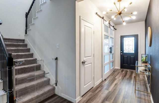 633 Cedar Springs Dr Gallery 2