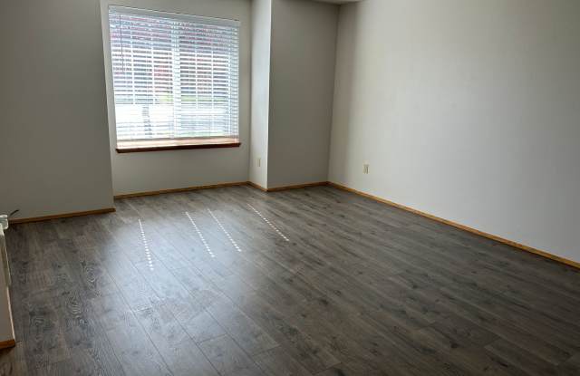 Three Bedroom Home in Lexington Gallery 3