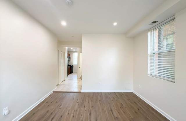 4234 EDSON Place NE Gallery 3