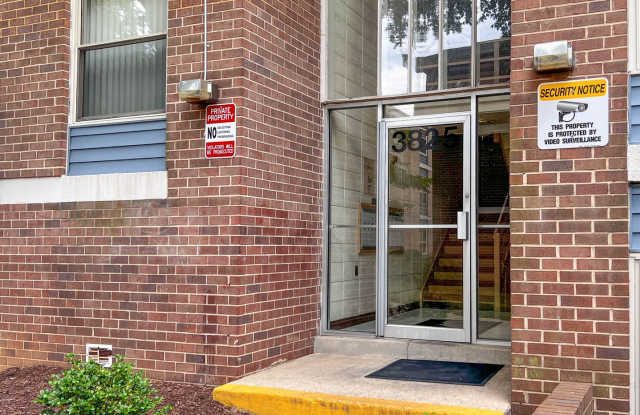 Suitland MD 2 BR 1 BA Renovated Condo photos photos