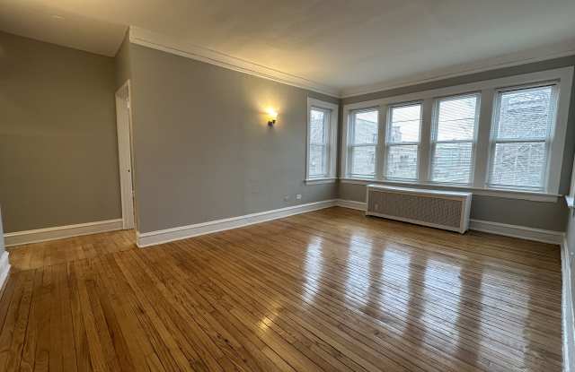 625 E 80th St photos photos