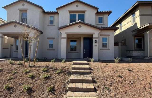 2918 North Clanton Street - 2918 North Clanton Street, Buckeye, AZ 85396